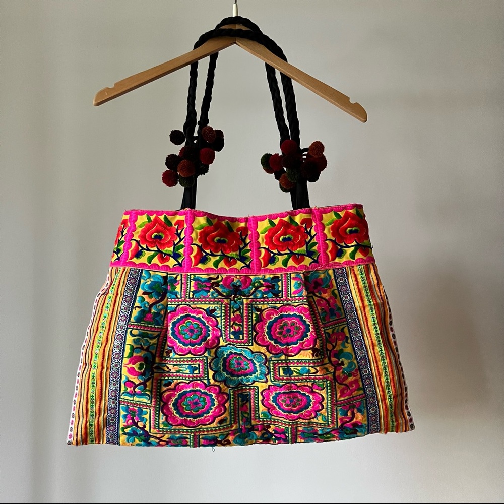 Colorful Embroidered Bag - Picture 6 of 11